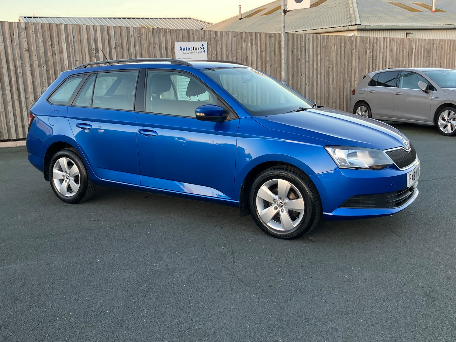Used Skoda Fabia 2018 for sale - 76610977: Photo 2