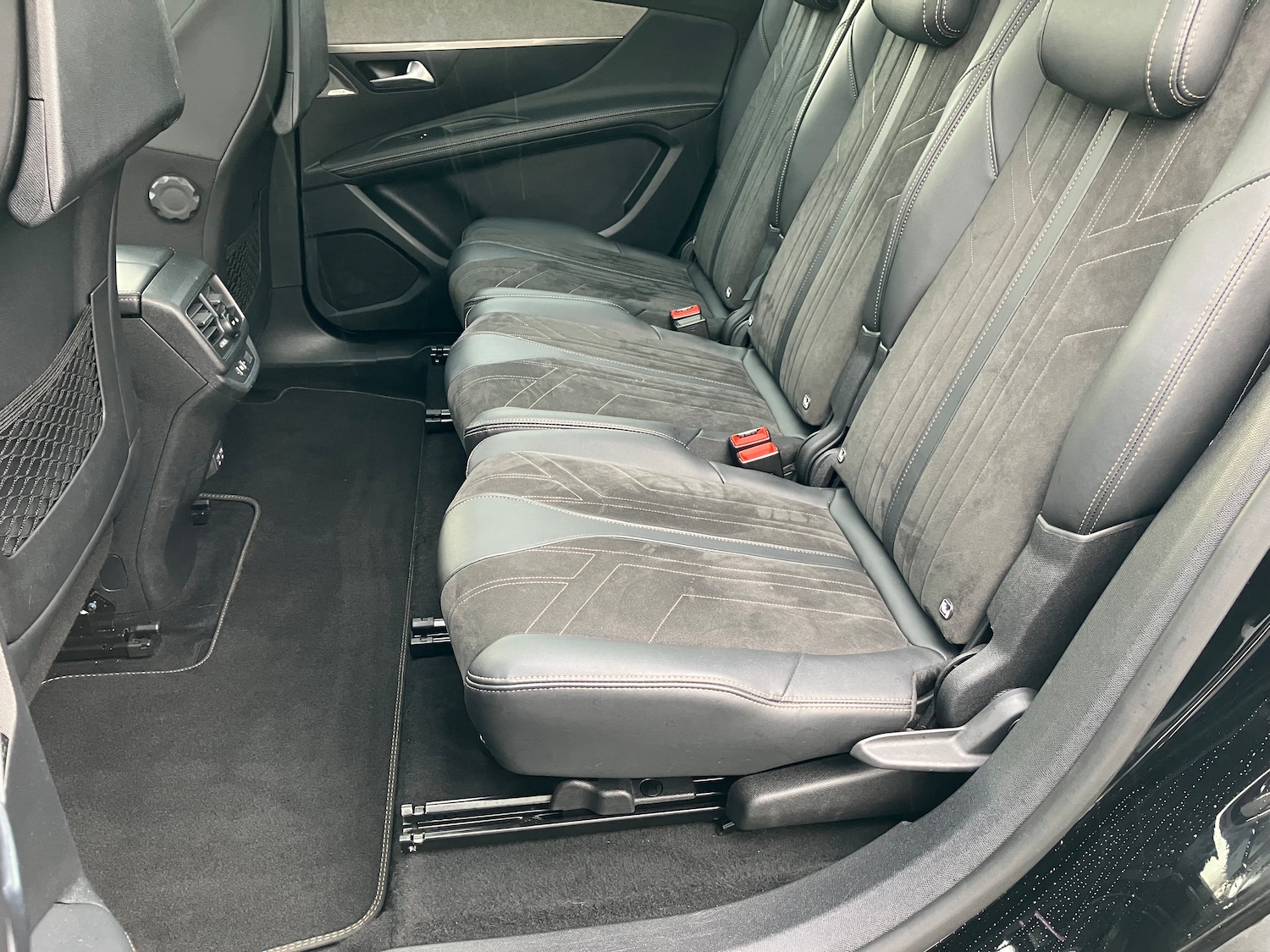 Used Peugeot 5008 2022 for sale - 76436727: Photo 21