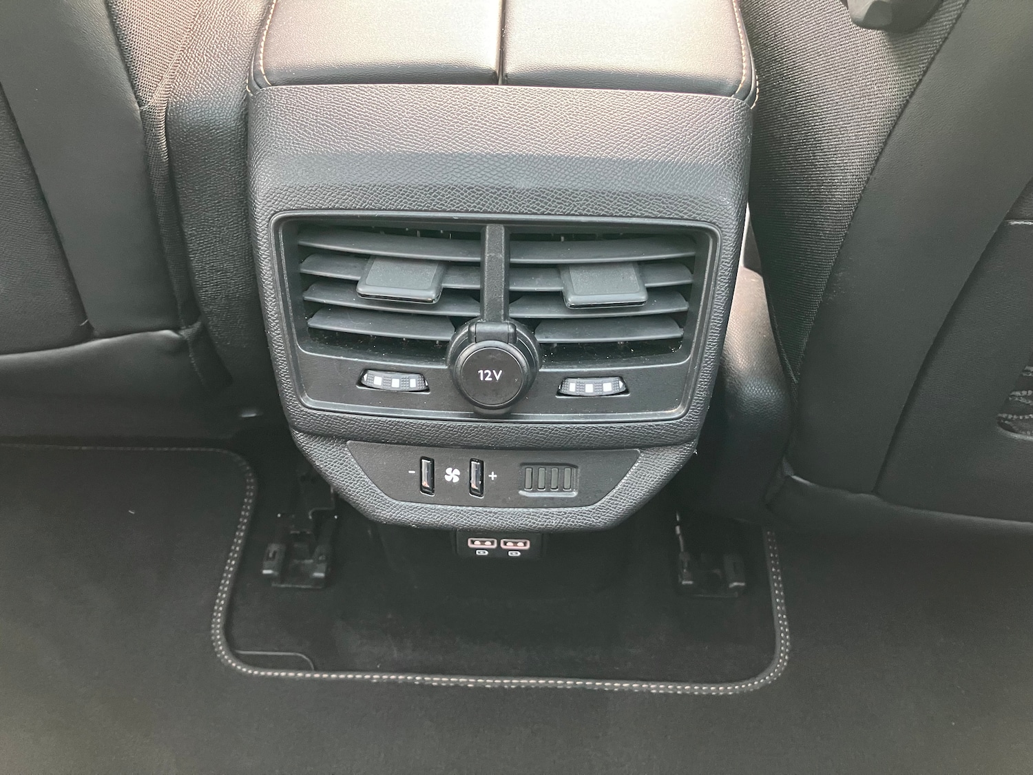 Used Peugeot 5008 2022 for sale - 76436727: Photo 31