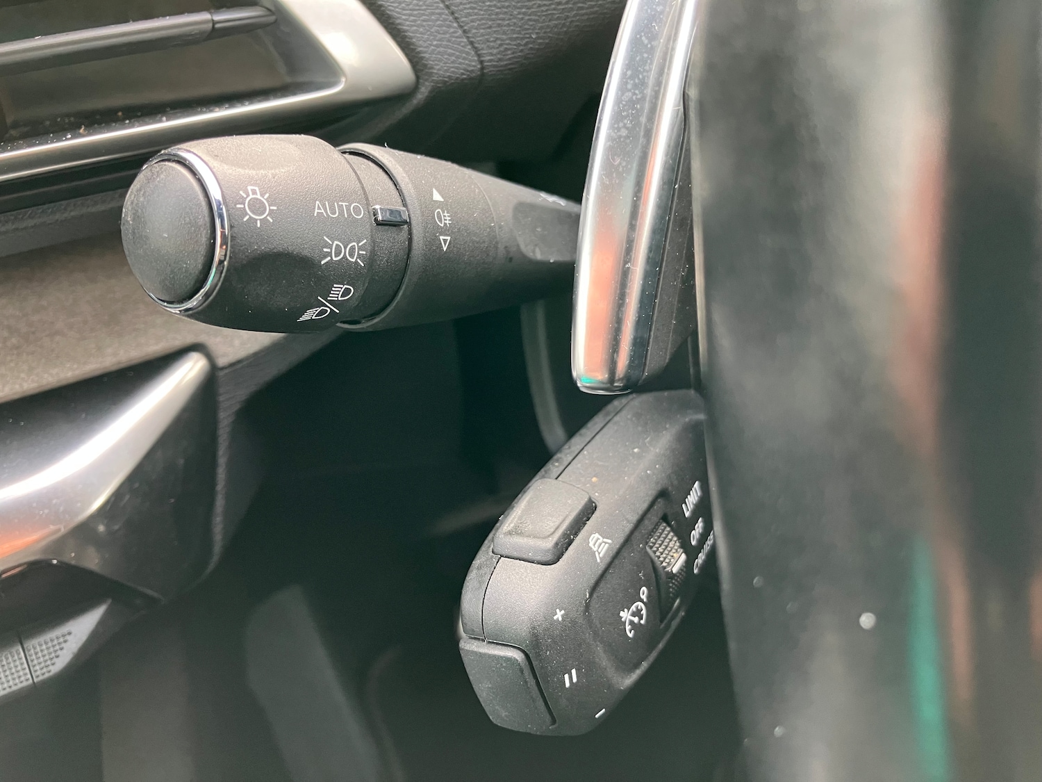 Used Peugeot 5008 2022 for sale - 76436727: Photo 35