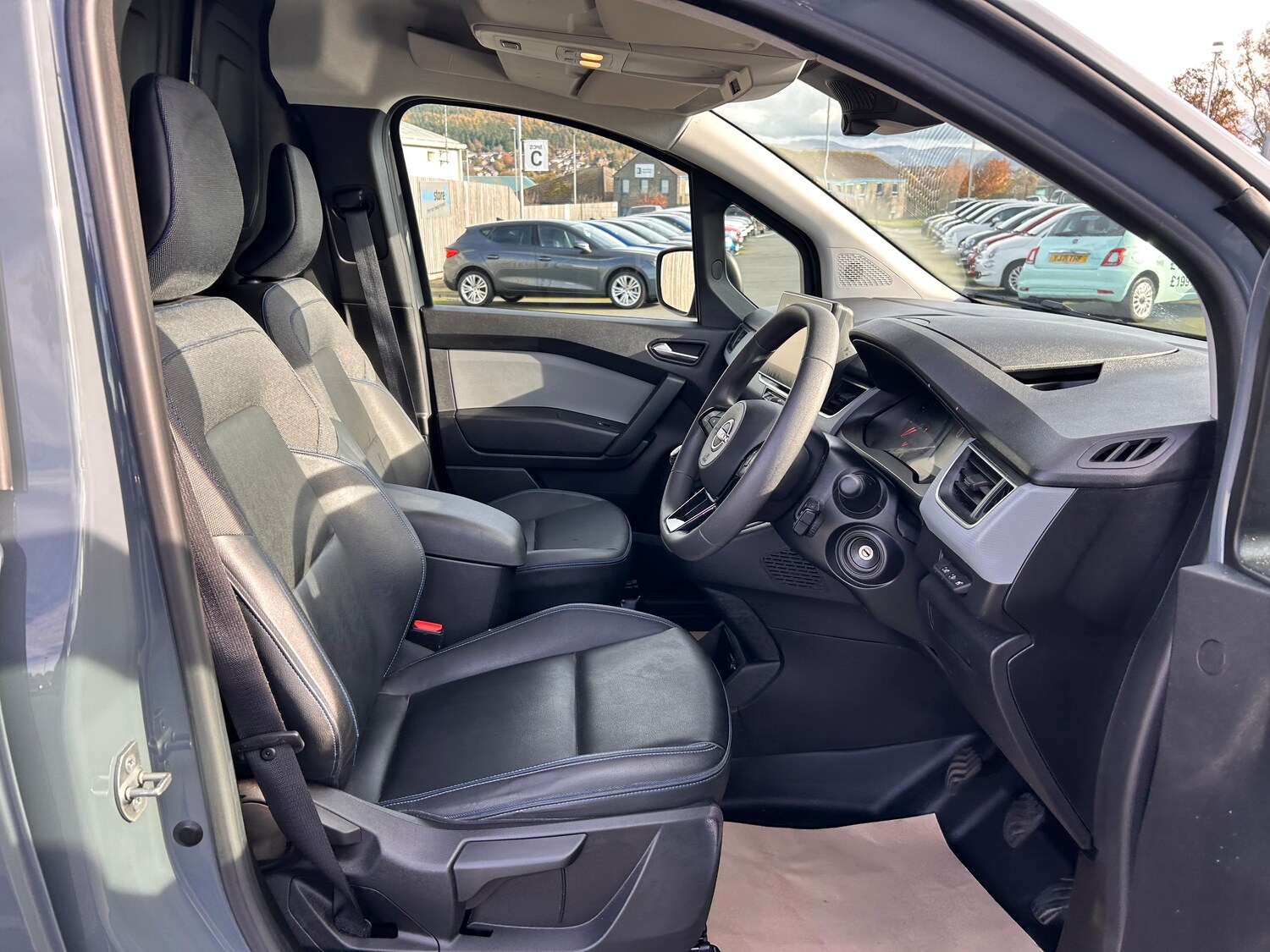 Used Nissan Other 2023 for sale - 76368726: Photo 18