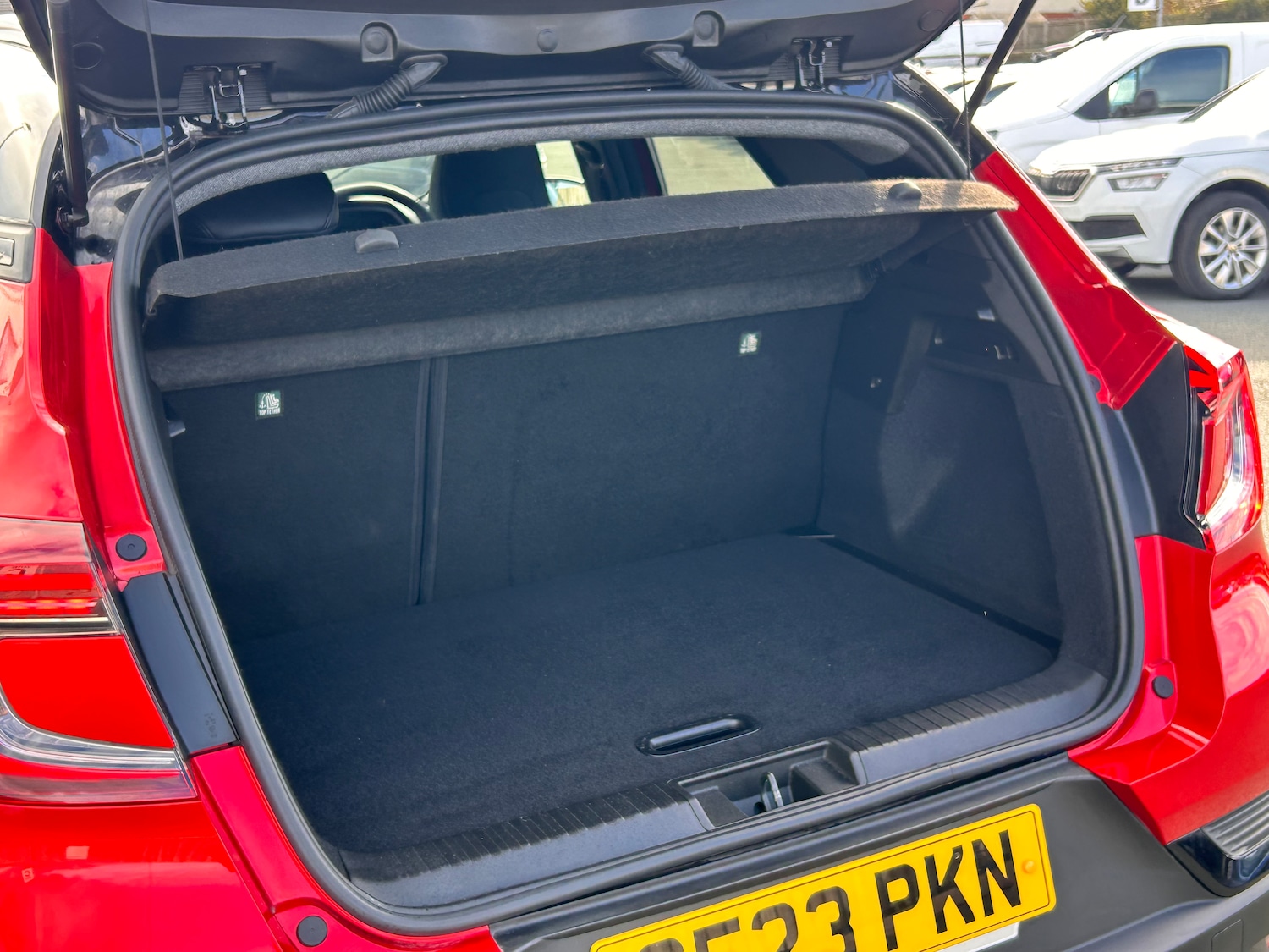 Used Renault Captur 2023 for sale - 76357705: Photo 14