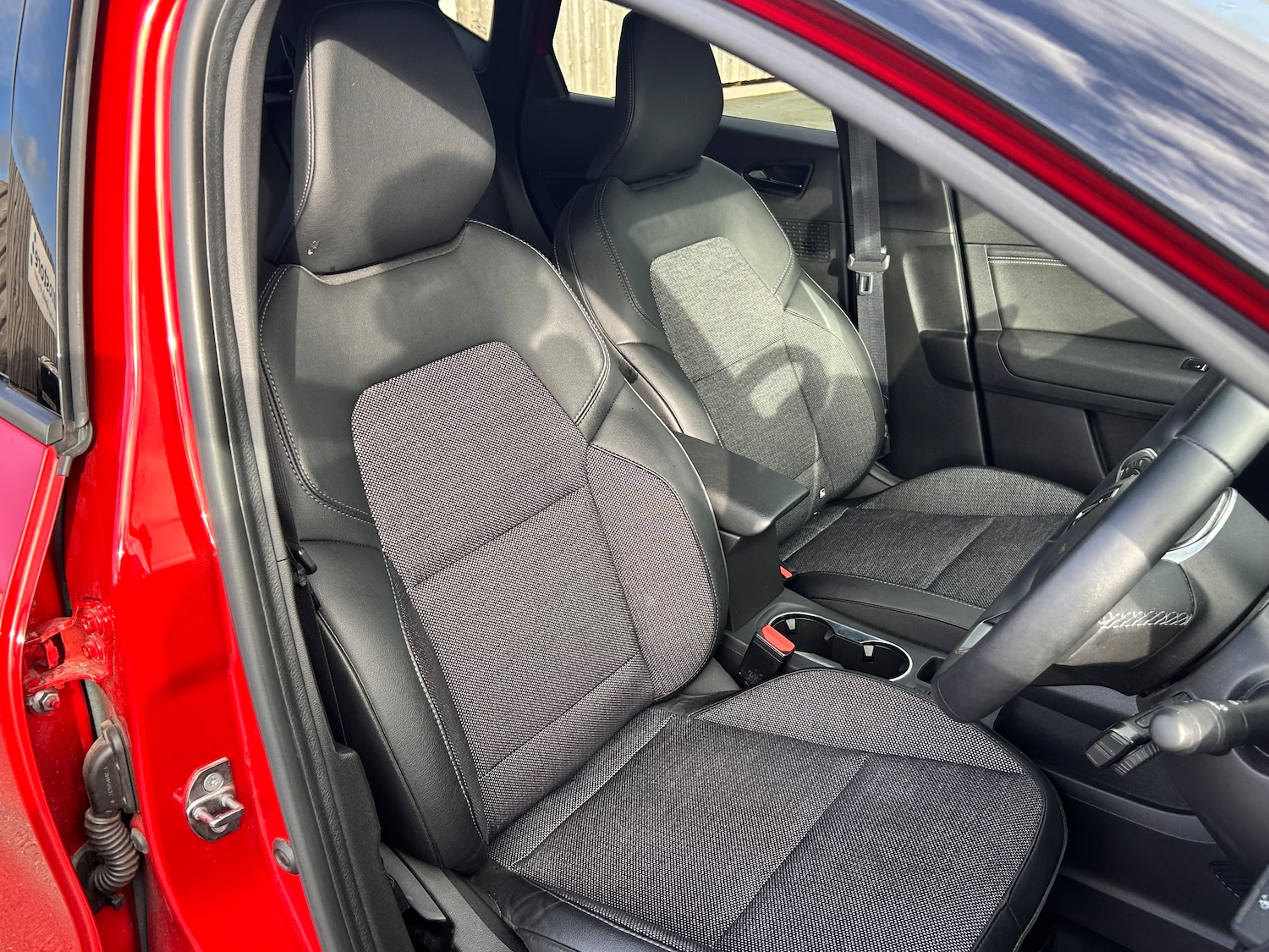 Used Renault Captur 2023 for sale - 76357705: Photo 21