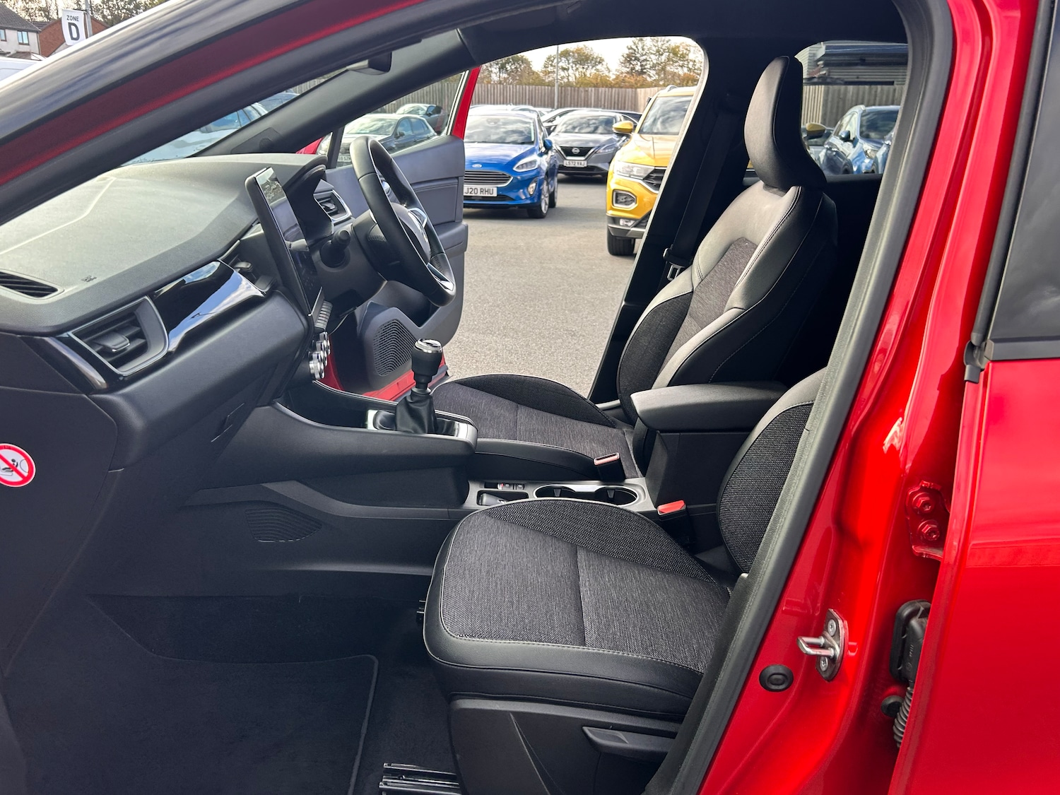Used Renault Captur 2023 for sale - 76357705: Photo 24