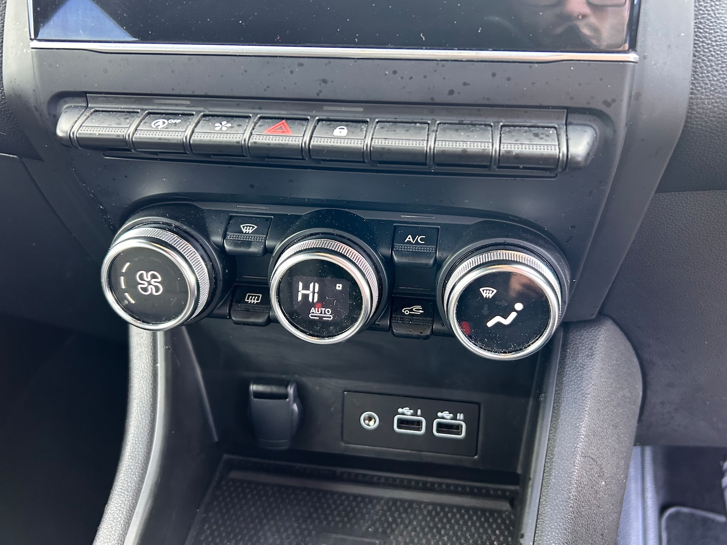 Used Renault Captur 2023 for sale - 76357705: Photo 29
