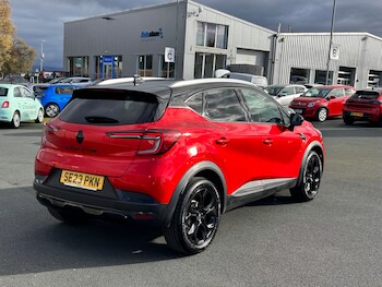 Used Renault Captur 2023 for sale - 76357705: Photo
