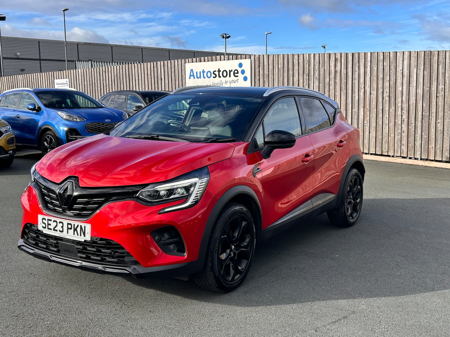 Used Renault Captur 2023 for sale - 76357705: Photo 4
