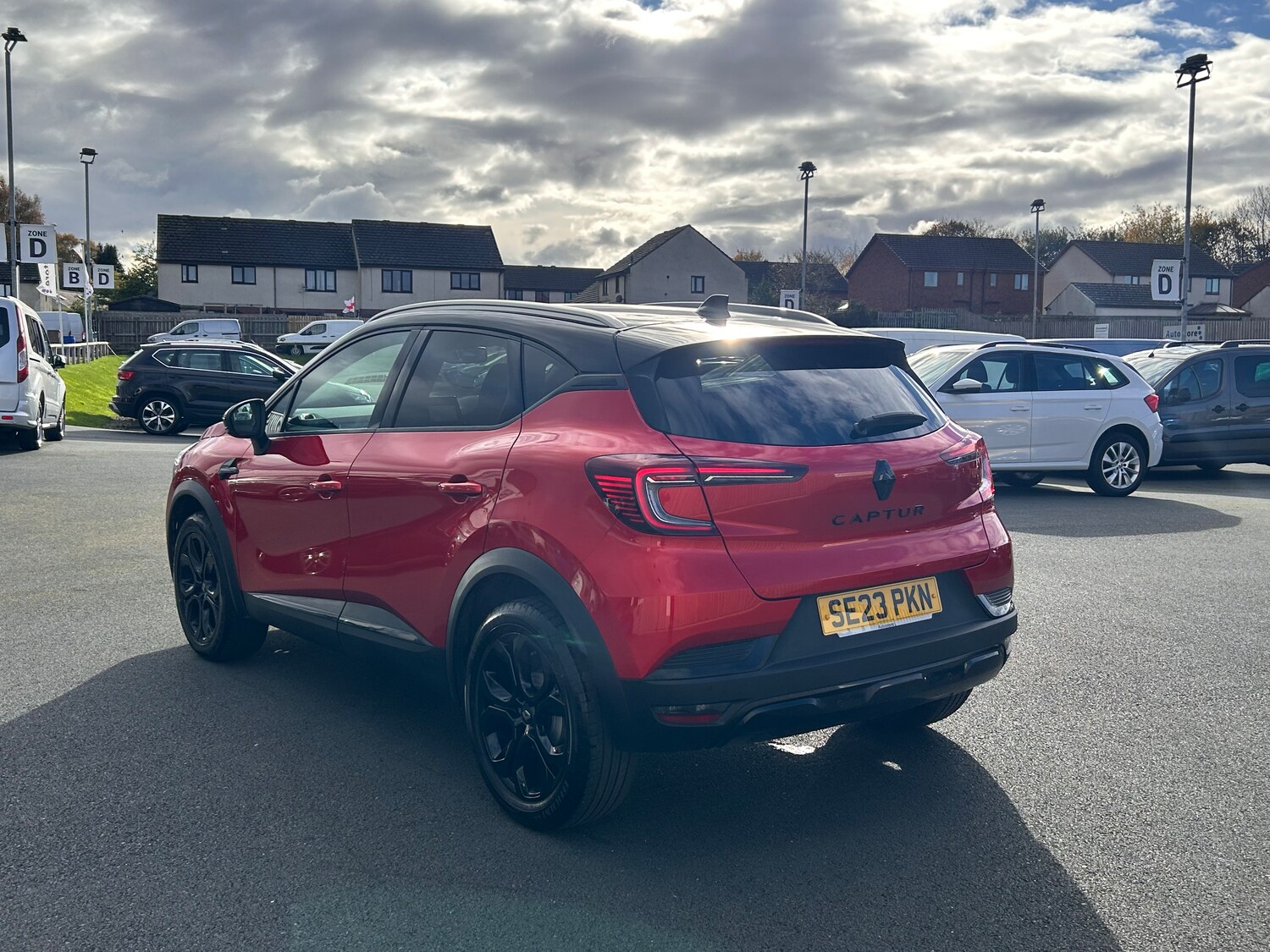 Used Renault Captur 2023 for sale - 76357705: Photo 6