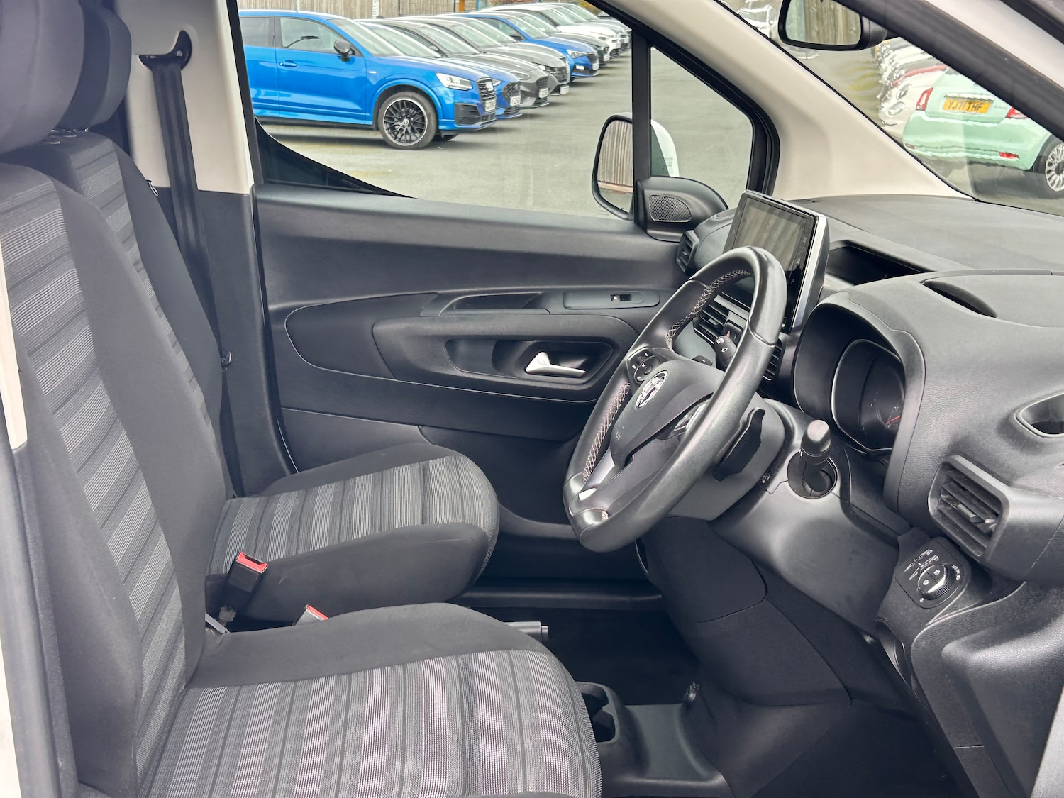 Used Vauxhall Combo Life 2021 for sale - 76148957: Photo 20