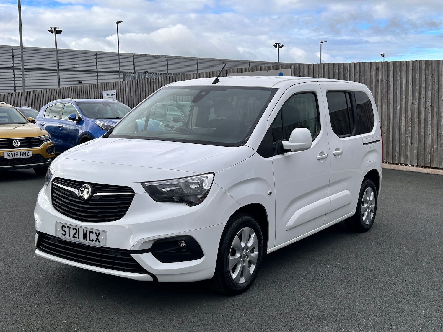 Used Vauxhall Combo Life 2021 for sale - 76148957: Photo 7