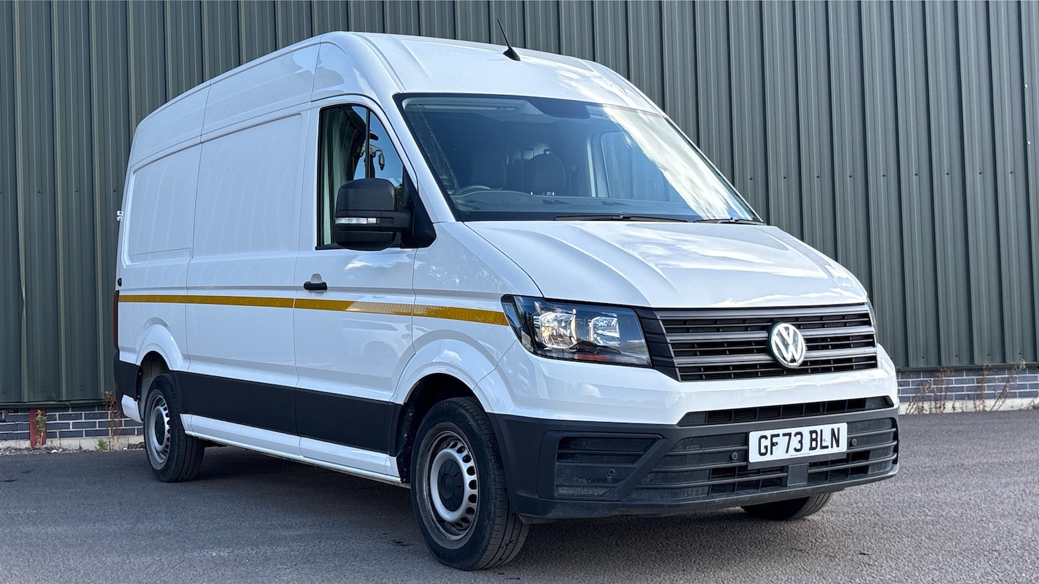 Used Volkswagen Crafter 2023 for sale - 76368721: Photo 1