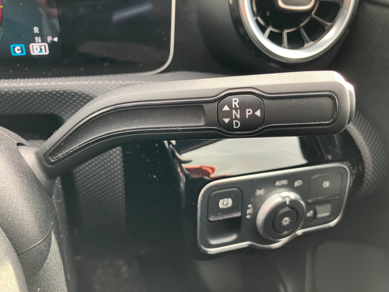 Used Mercedes-Benz A-Class 2019 for sale - 75681330: Photo 30