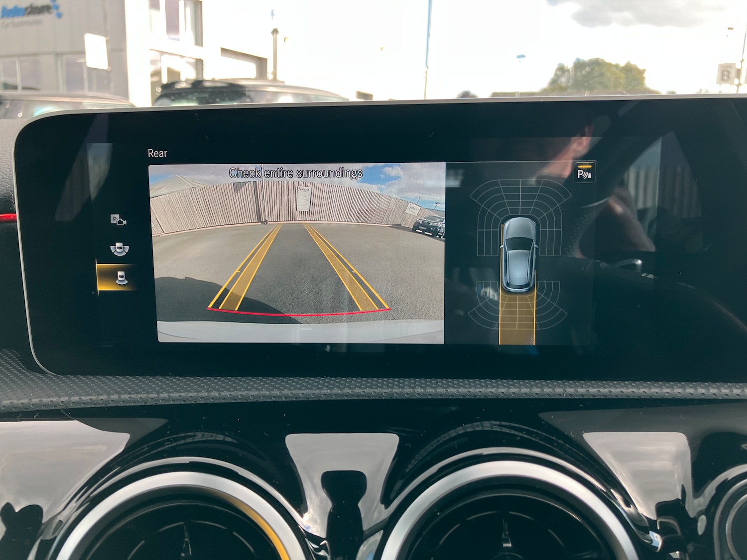 Used Mercedes-Benz A-Class 2019 for sale - 75681330: Photo 34