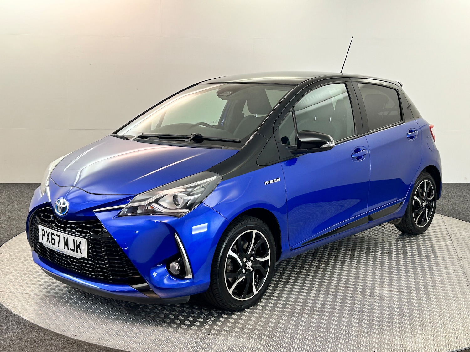 Used Toyota Yaris 2017 for sale - 76158165: Photo 10