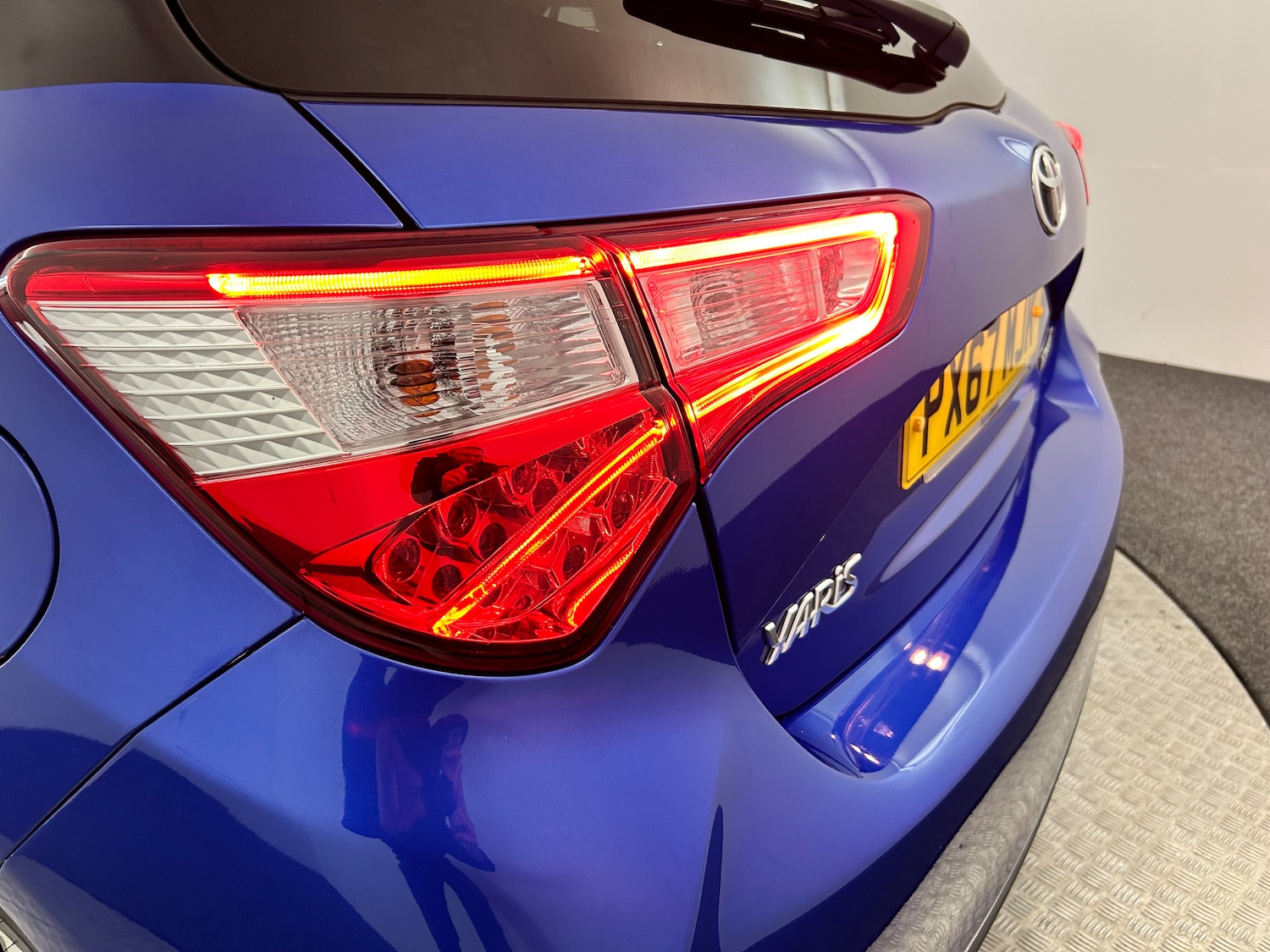 Used Toyota Yaris 2017 for sale - 76158165: Photo 36