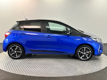 Used Toyota Yaris 2017 for sale - 76158165: Photo 3