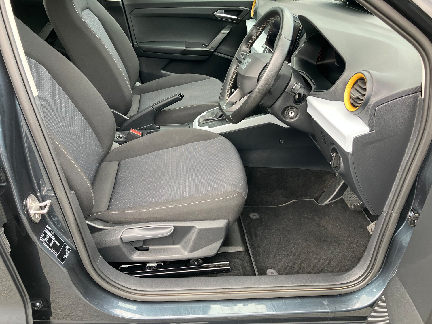 Vehicle 21
