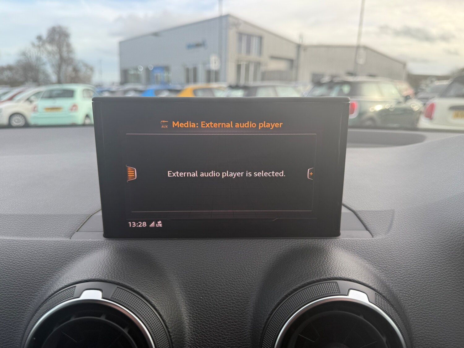 Used Audi Q2 2020 for sale - 76391041: Photo 30