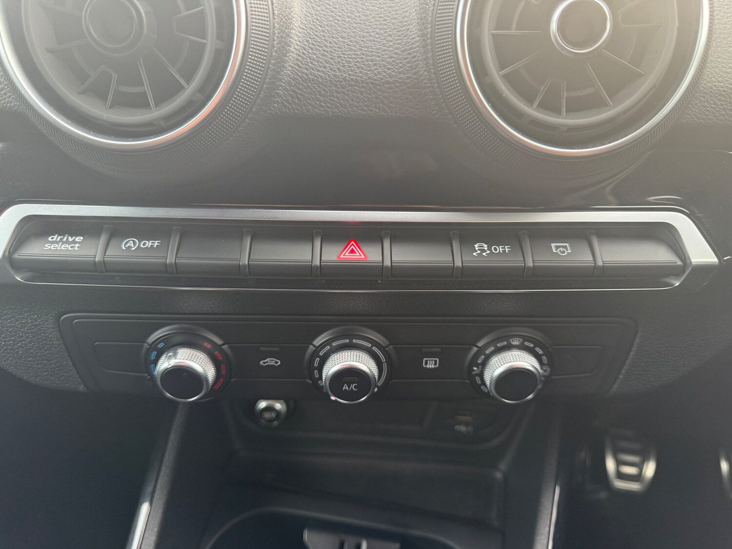 Used Audi Q2 2020 for sale - 76391041: Photo 33