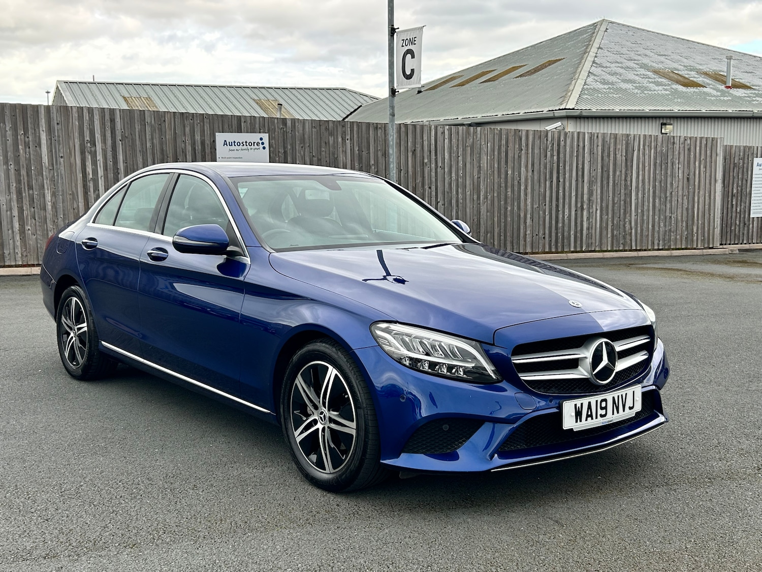 Used Mercedes-Benz C Class 2019 for sale - 75574846: Photo 2