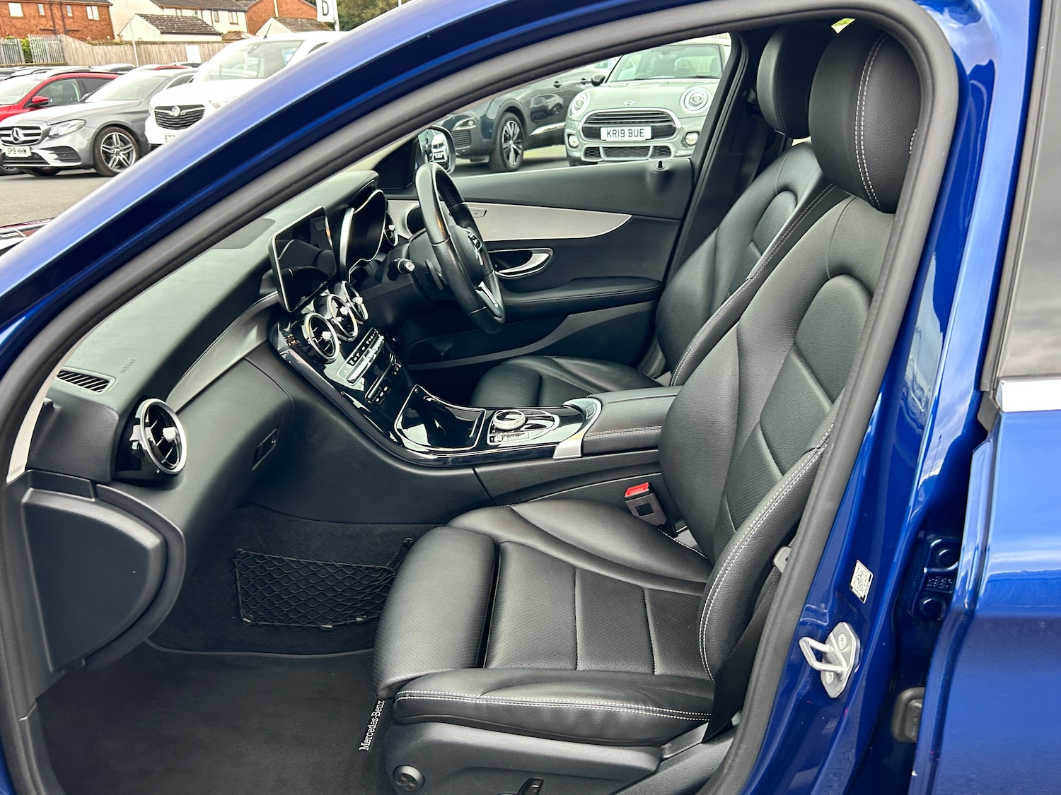Used Mercedes-Benz C Class 2019 for sale - 75574846: Photo 32