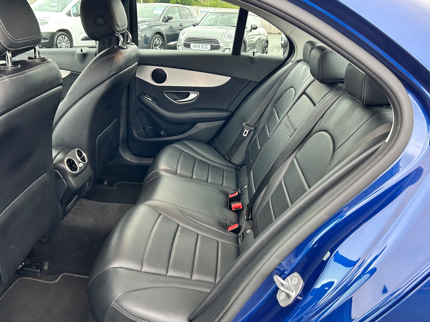 Used Mercedes-Benz C Class 2019 for sale - 75574846: Photo 33