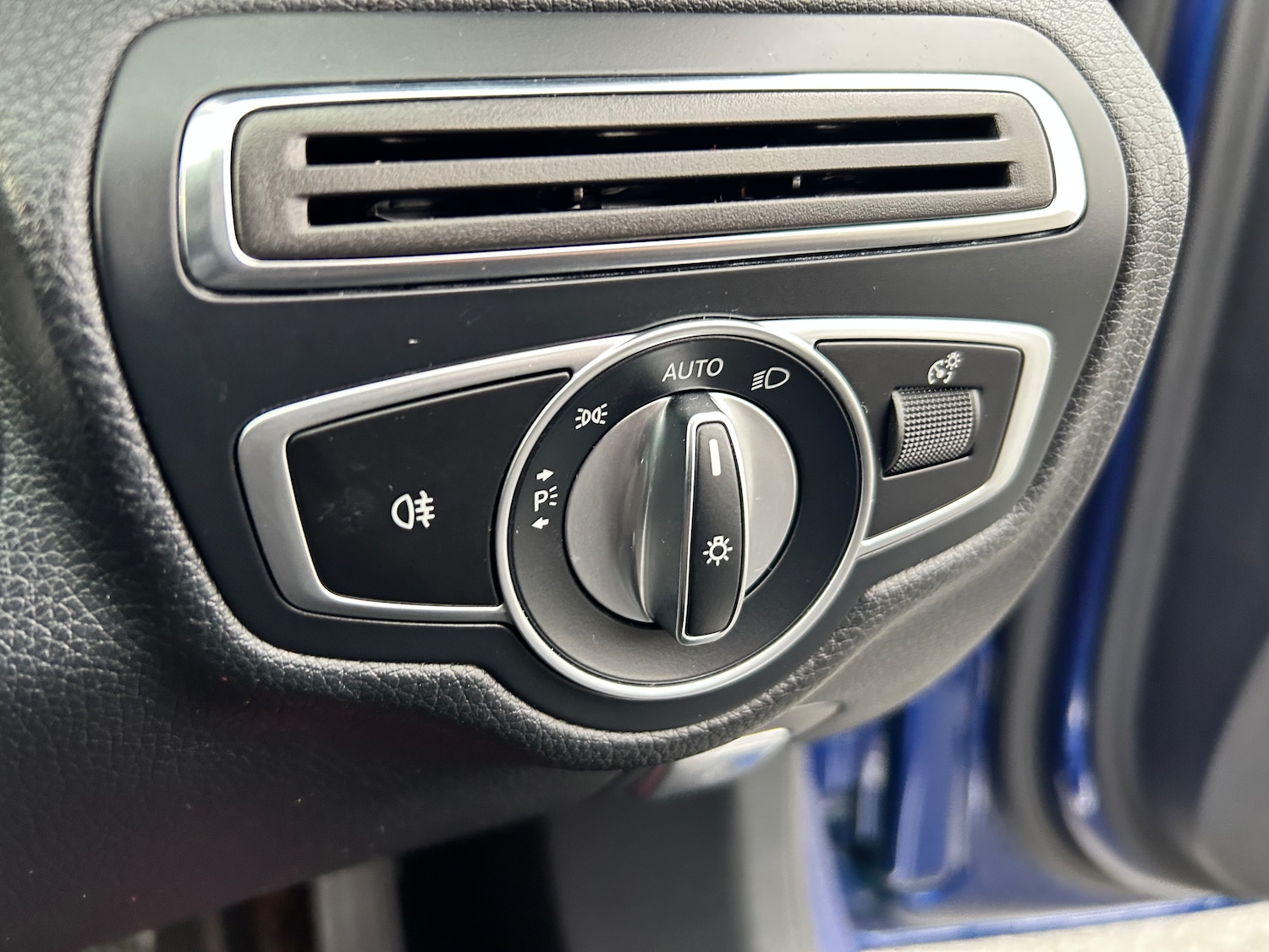 Used Mercedes-Benz C Class 2019 for sale - 75574846: Photo 39