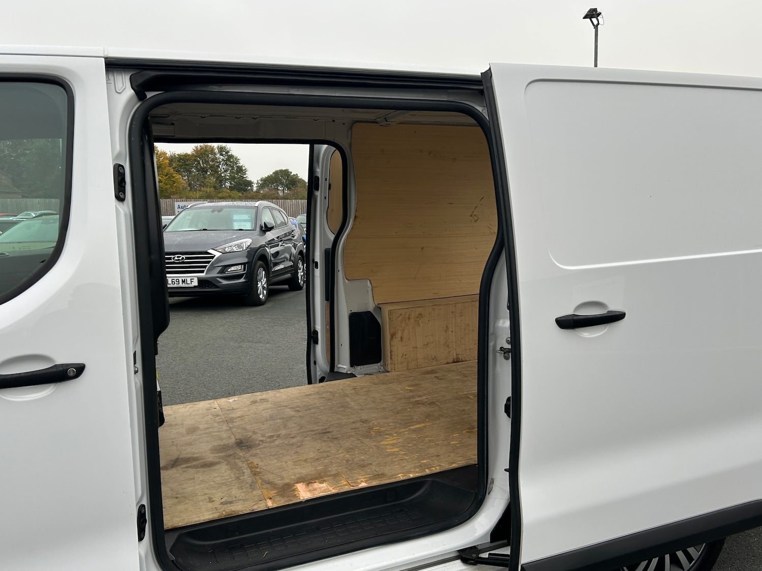 Used Peugeot Expert 2023 for sale - 76298710: Photo 13