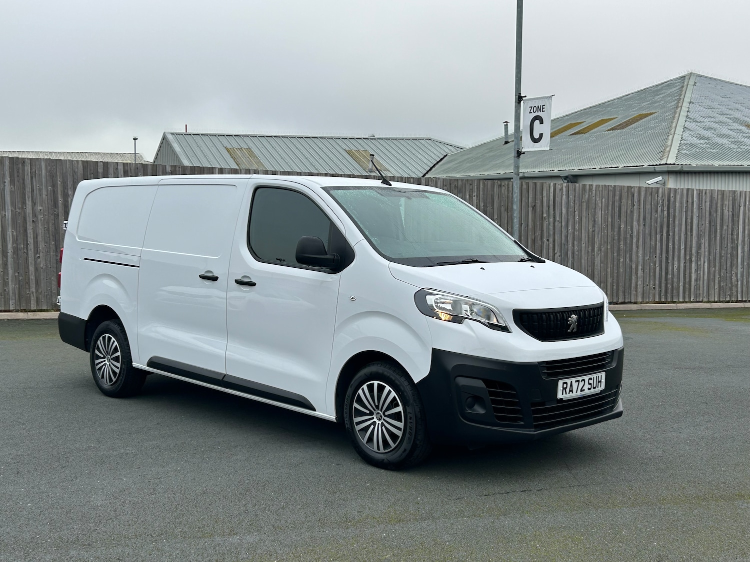 Used Peugeot Expert 2023 for sale - 76298710: Photo 2