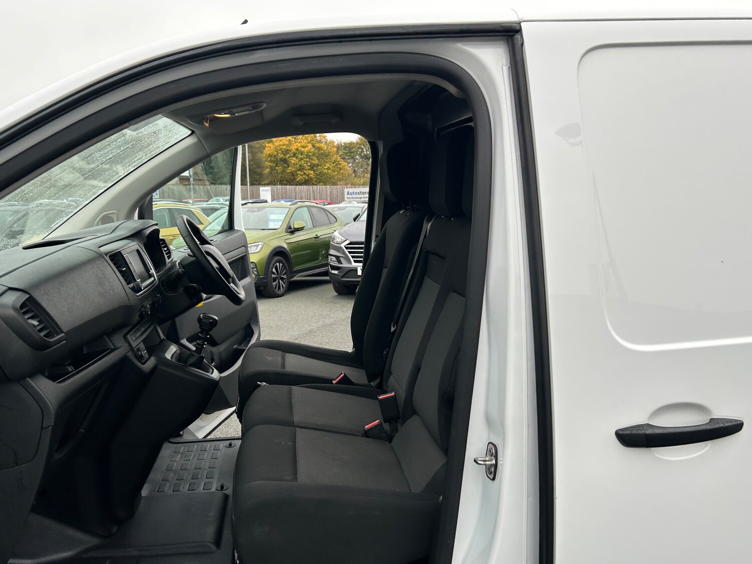 Used Peugeot Expert 2023 for sale - 76298710: Photo 29