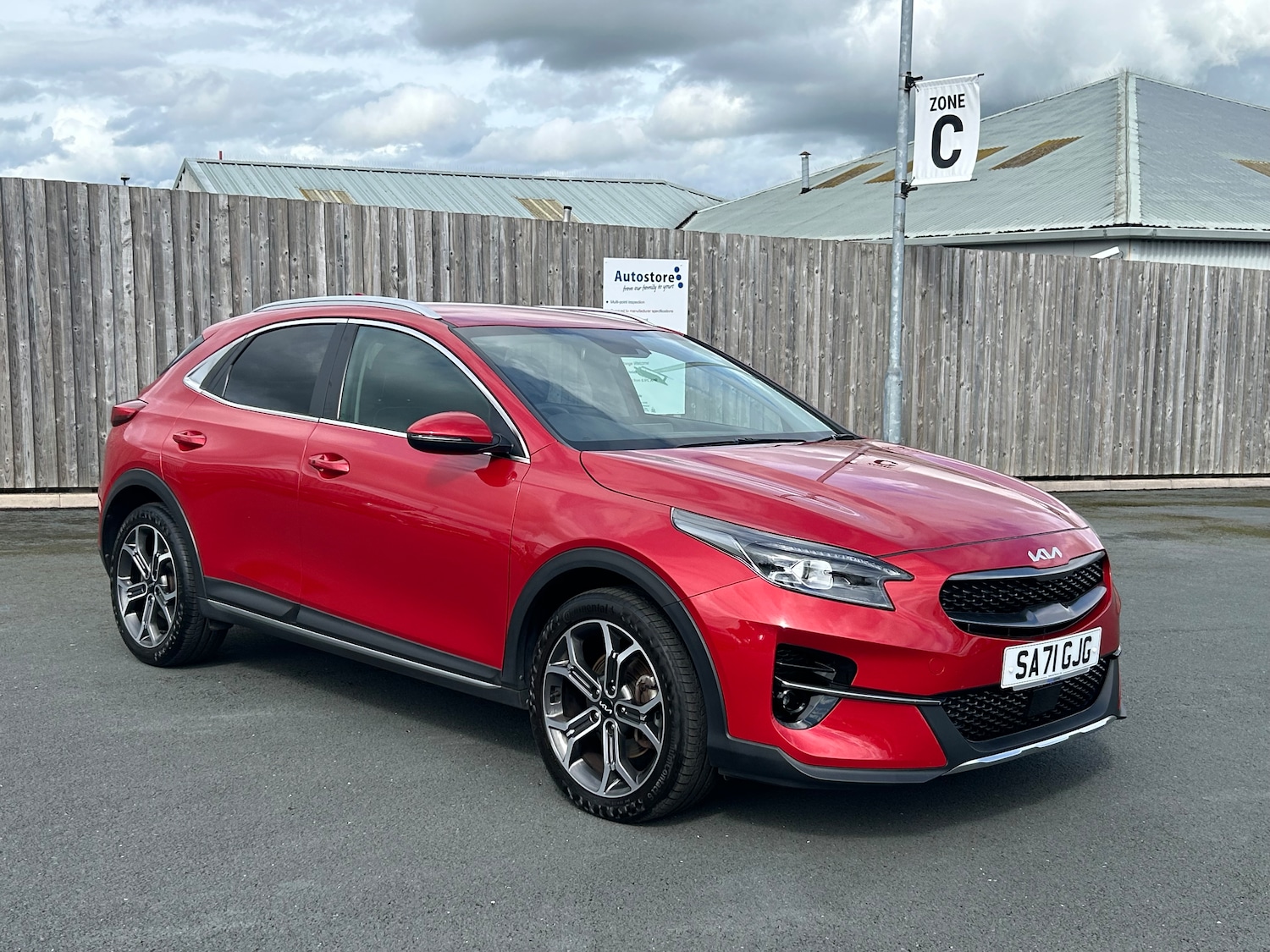 Used Kia XCeed 2021 for sale - 75603987: Photo 2