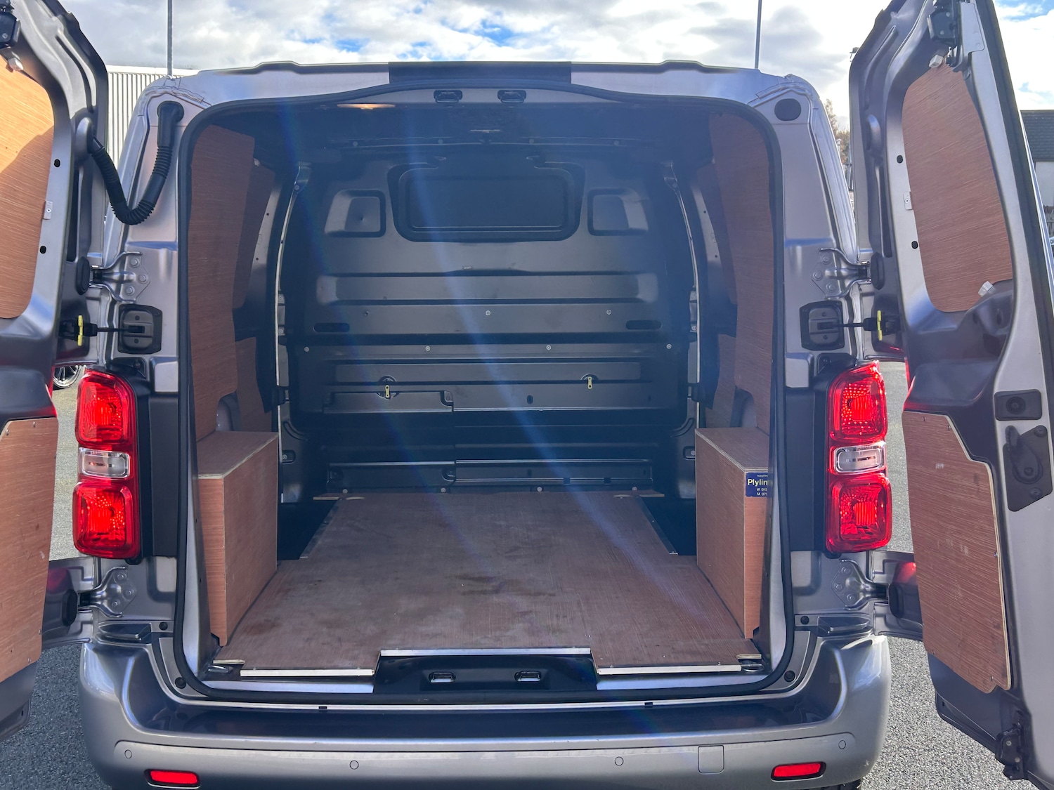 Used Vauxhall Vivaro 2023 for sale - 76357701: Photo 15
