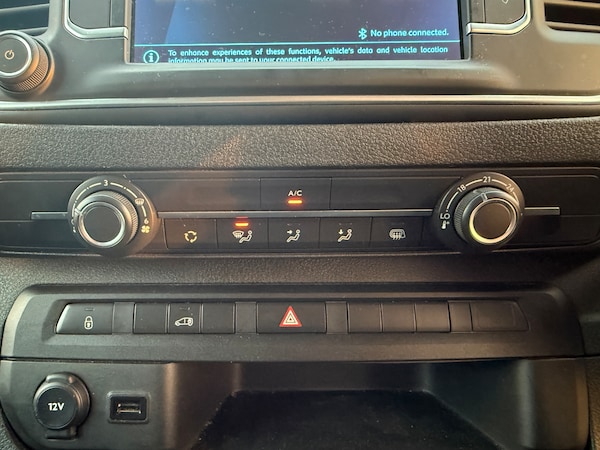 Used Peugeot Expert 2023 for sale - 76298711: Photo 24