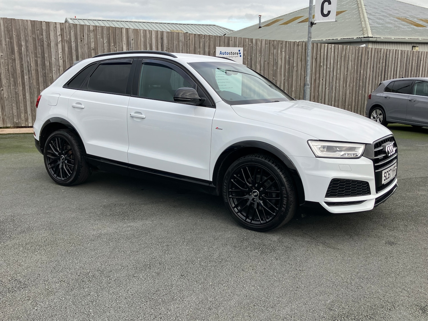 Used Audi Q3 2018 for sale - 76476184: Photo 2