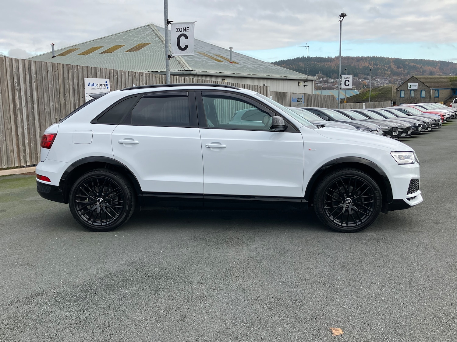 Used Audi Q3 2018 for sale - 76476184: Photo 3