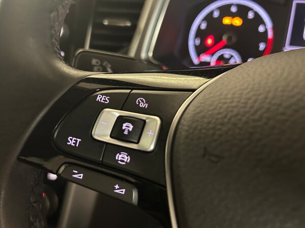 Used Volkswagen T-Roc 2021 for sale - 75222571: Photo 32