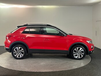 Used Volkswagen T-Roc 2021 for sale - 75222571: Photo