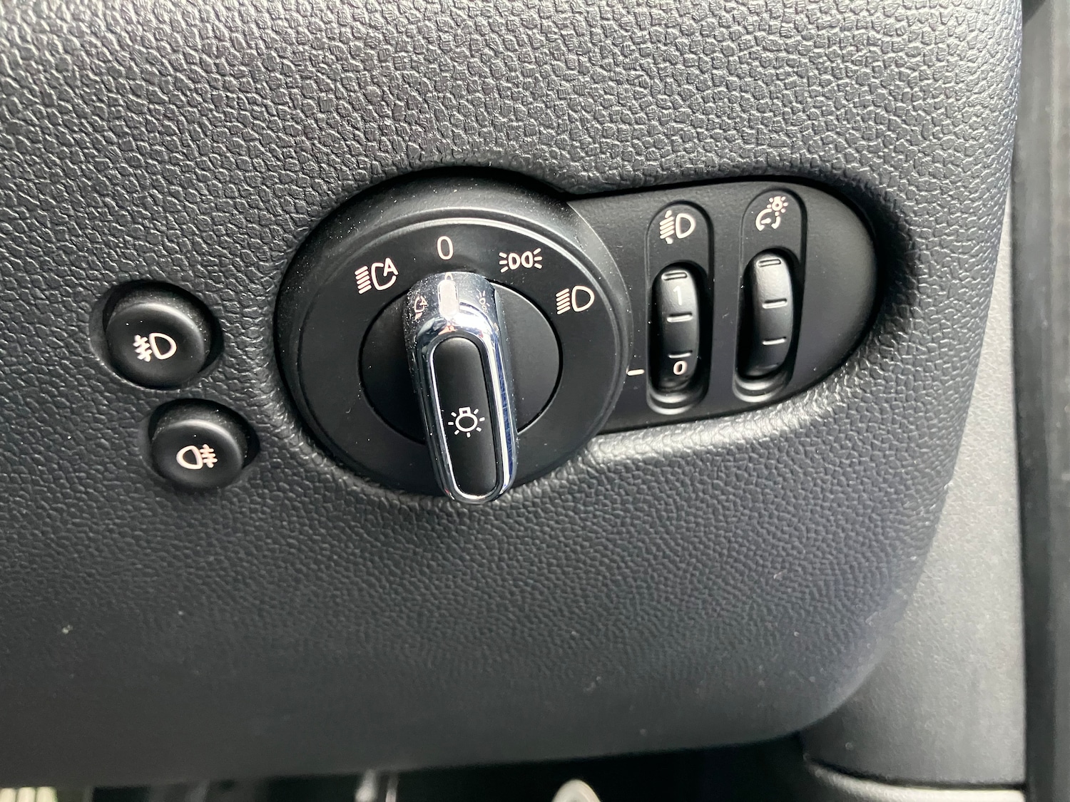 Used MINI Hatch 2019 for sale - 76391043: Photo 27