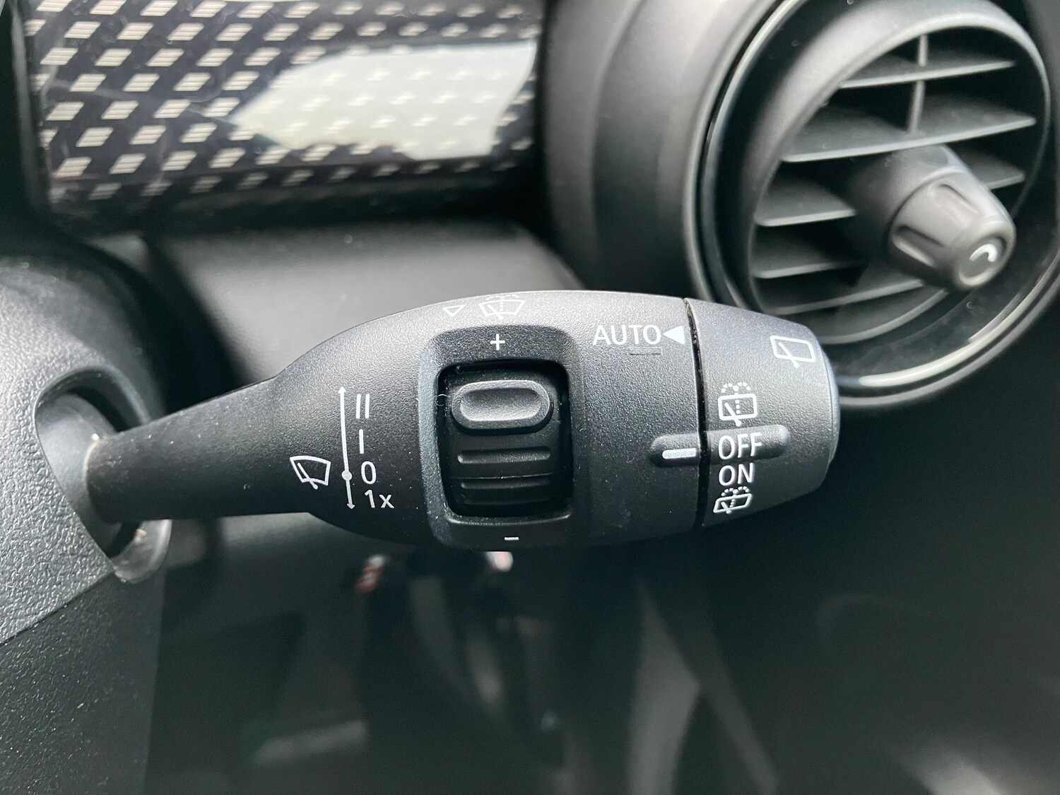 Used MINI Hatch 2019 for sale - 76391043: Photo 32