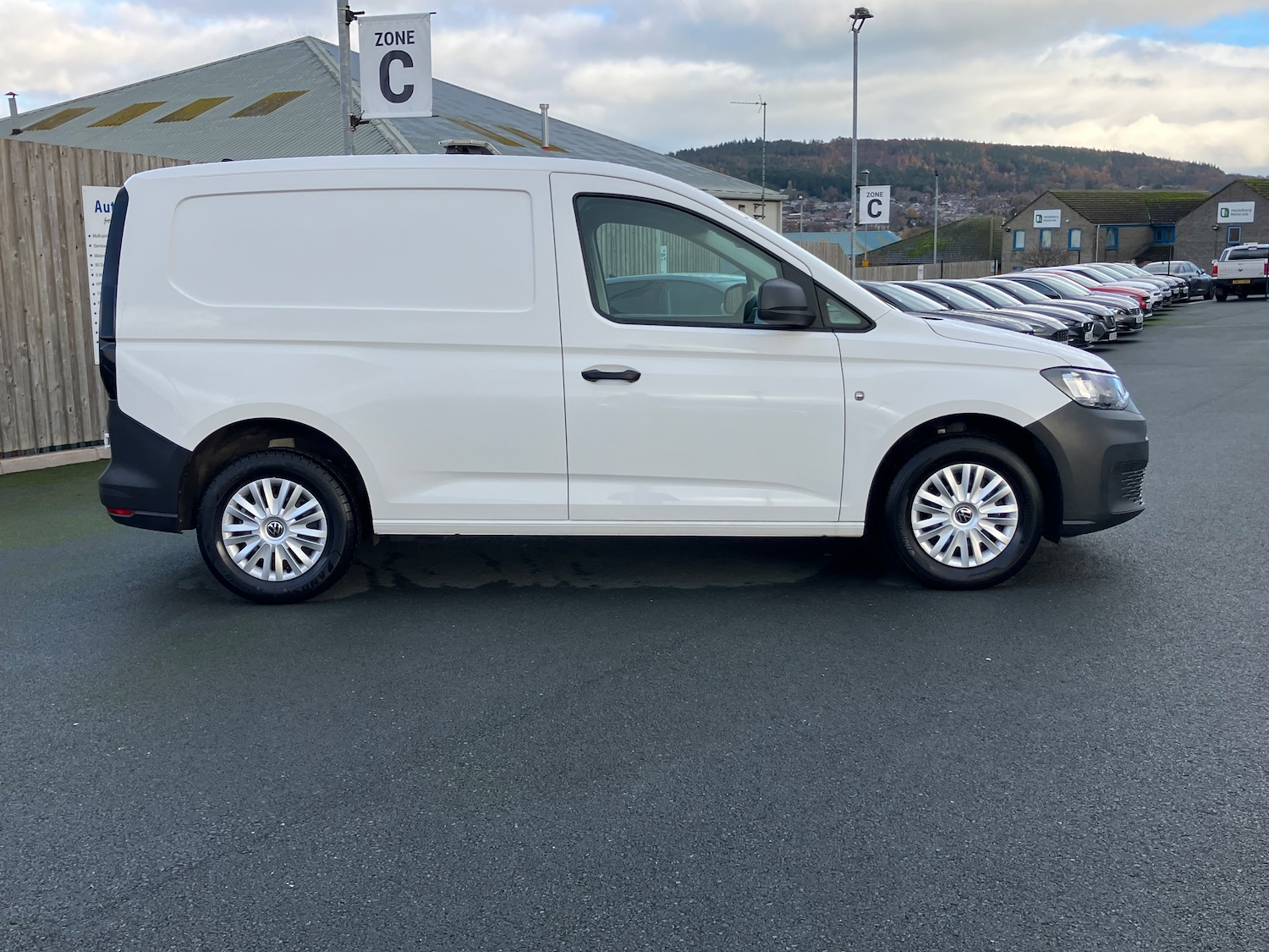 Used Volkswagen Caddy 2023 for sale - 76541099: Photo 3