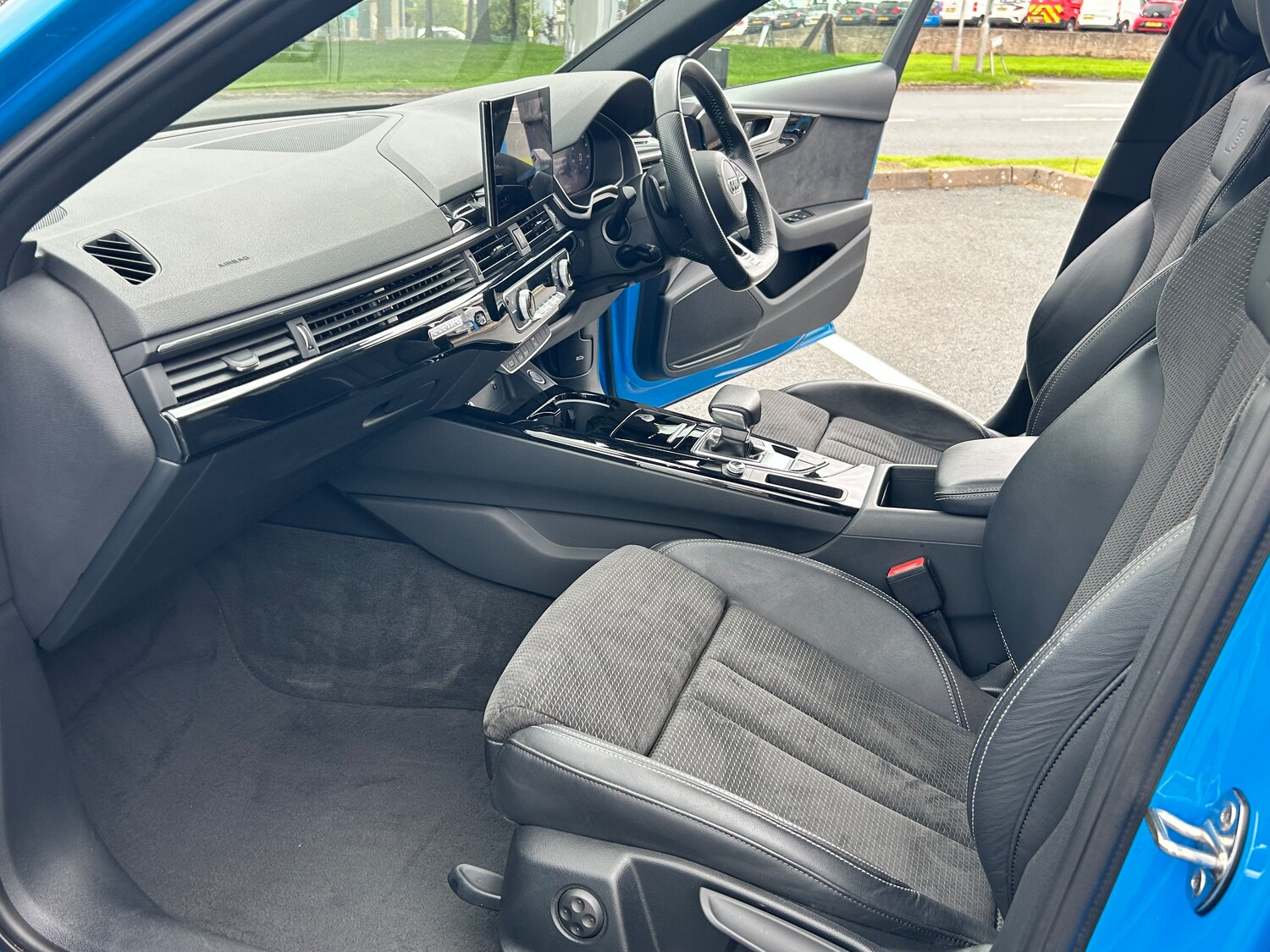 Vehicle 28