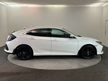 Used Honda Civic 2019 for sale - 74291131: Photo