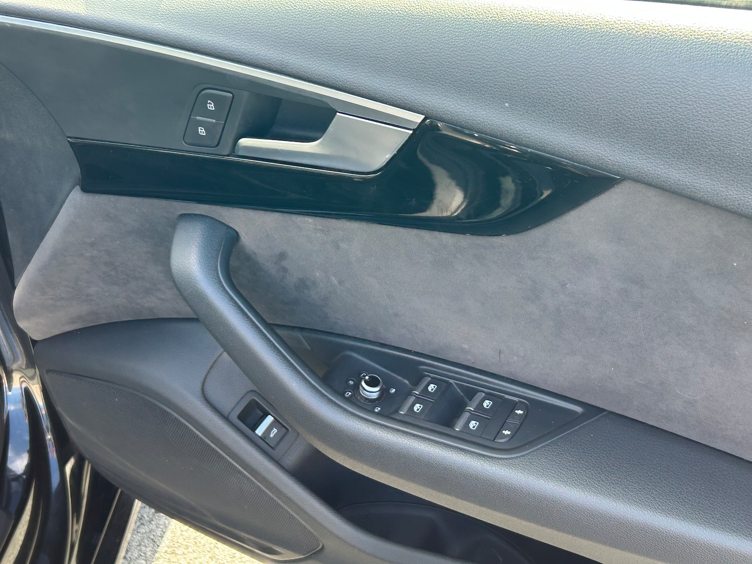 Used Audi A4 2019 for sale - 75681328: Photo 22