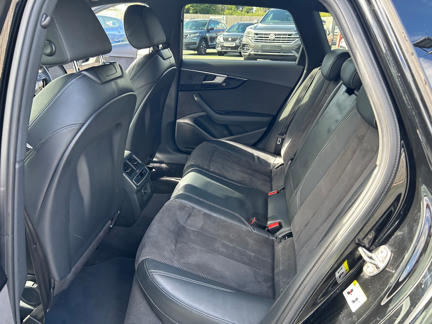 Used Audi A4 2019 for sale - 75681328: Photo 30