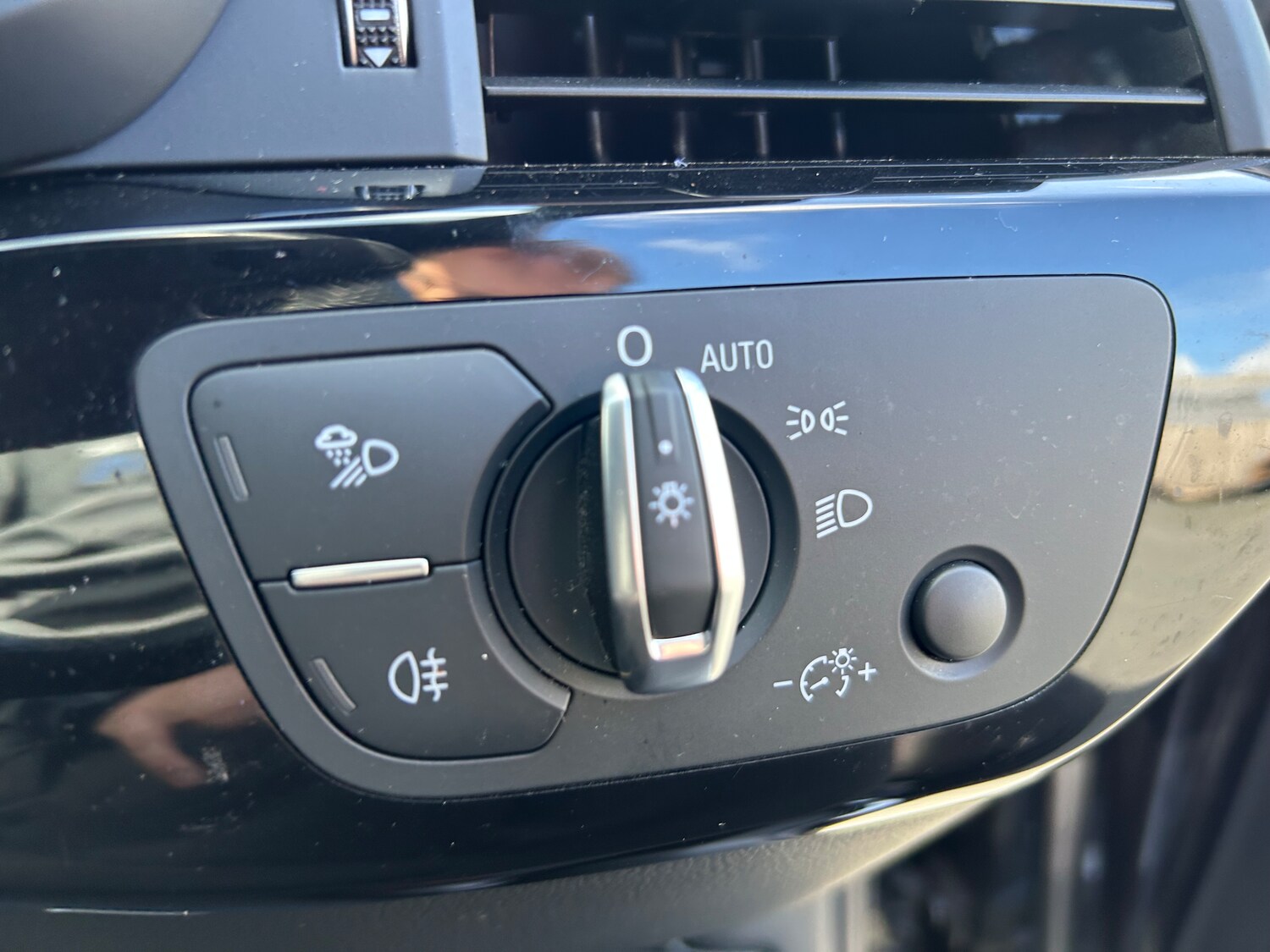 Used Audi A4 2019 for sale - 75681328: Photo 32