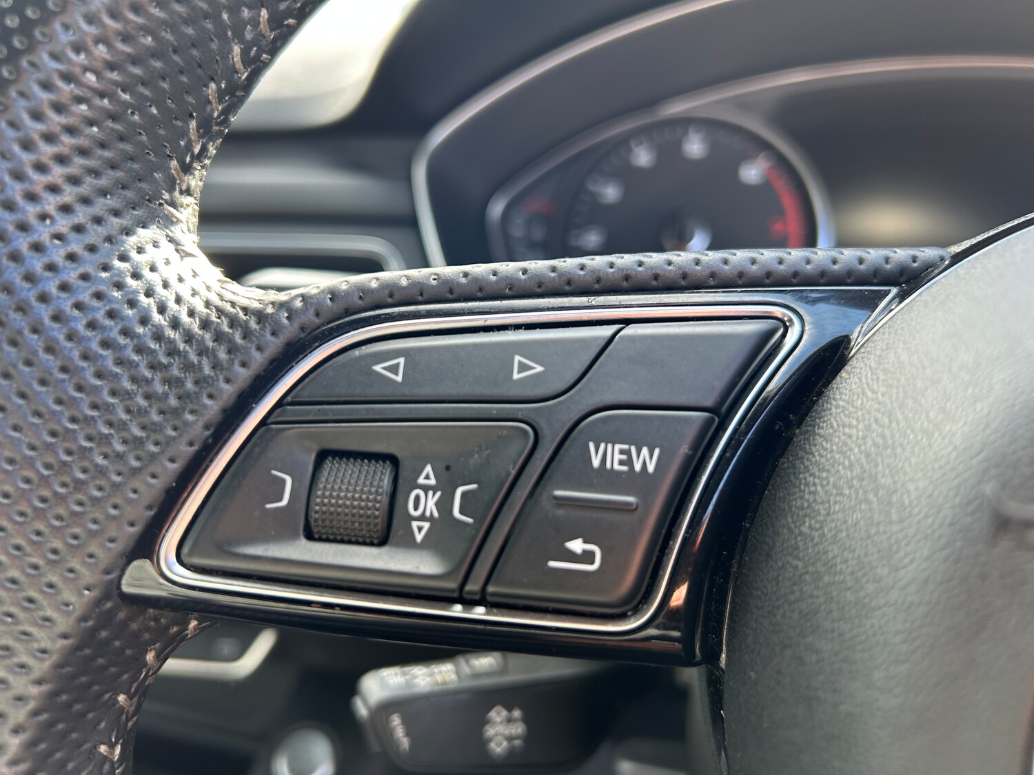 Used Audi A4 2019 for sale - 75681328: Photo 36
