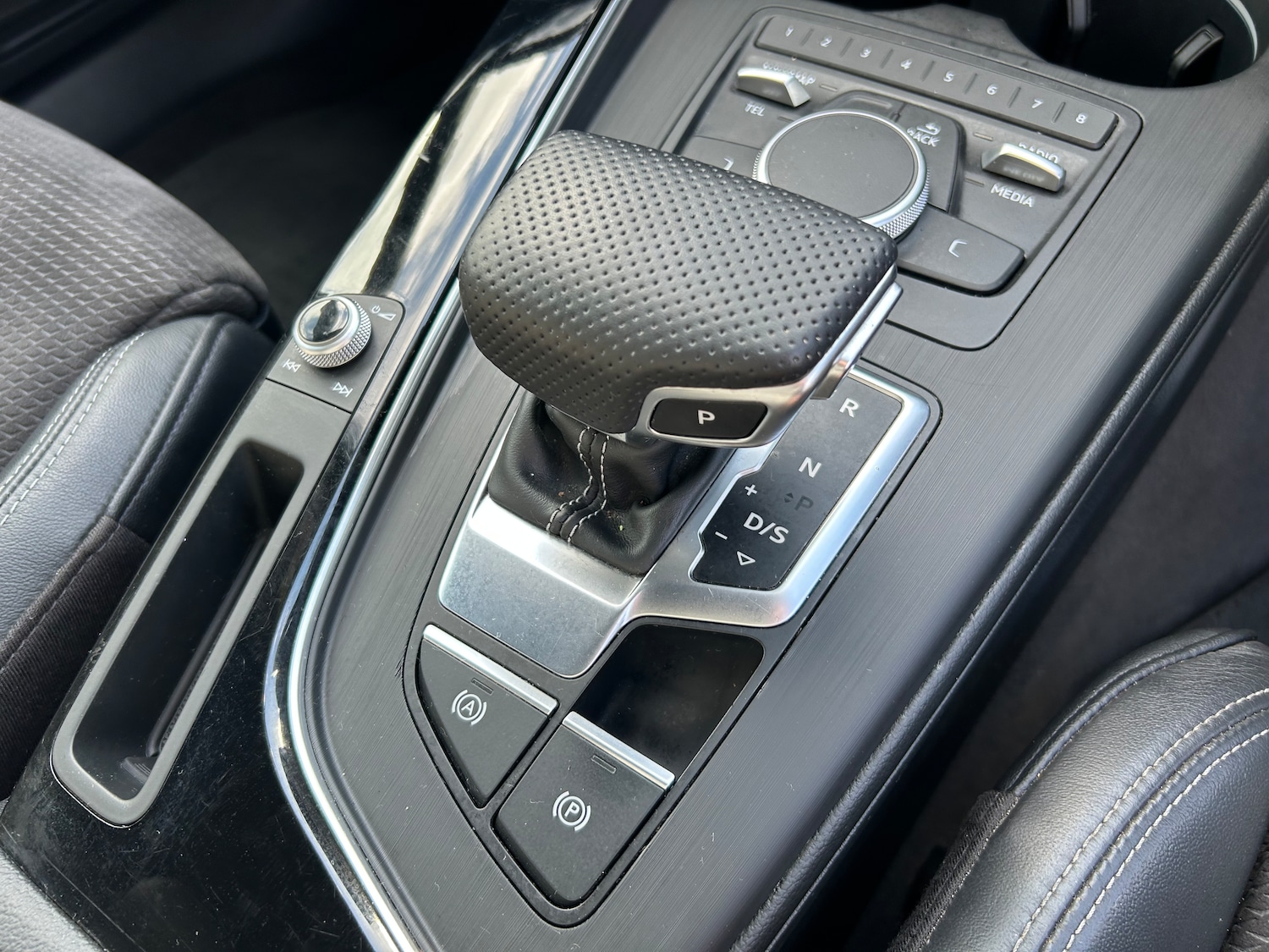 Used Audi A4 2019 for sale - 75681328: Photo 44