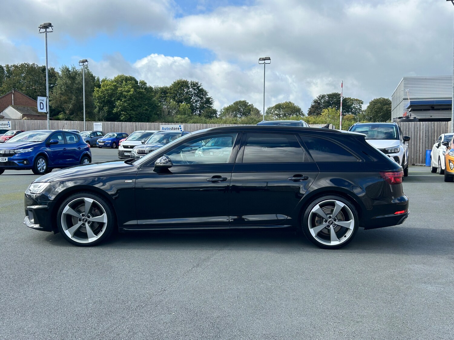 Used Audi A4 2019 for sale - 75681328: Photo 7