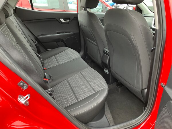 Used Kia Stonic 2022 for sale - 74436106: Photo 10