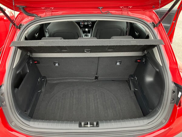 Used Kia Stonic 2022 for sale - 74436106: Photo 14